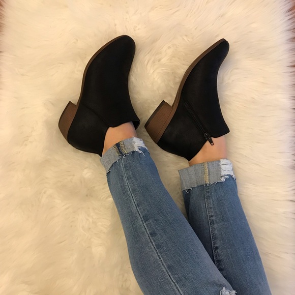 LAST 1 Ava Distressed Soft Low Almond Toe Bootie - Picture 2 of 8